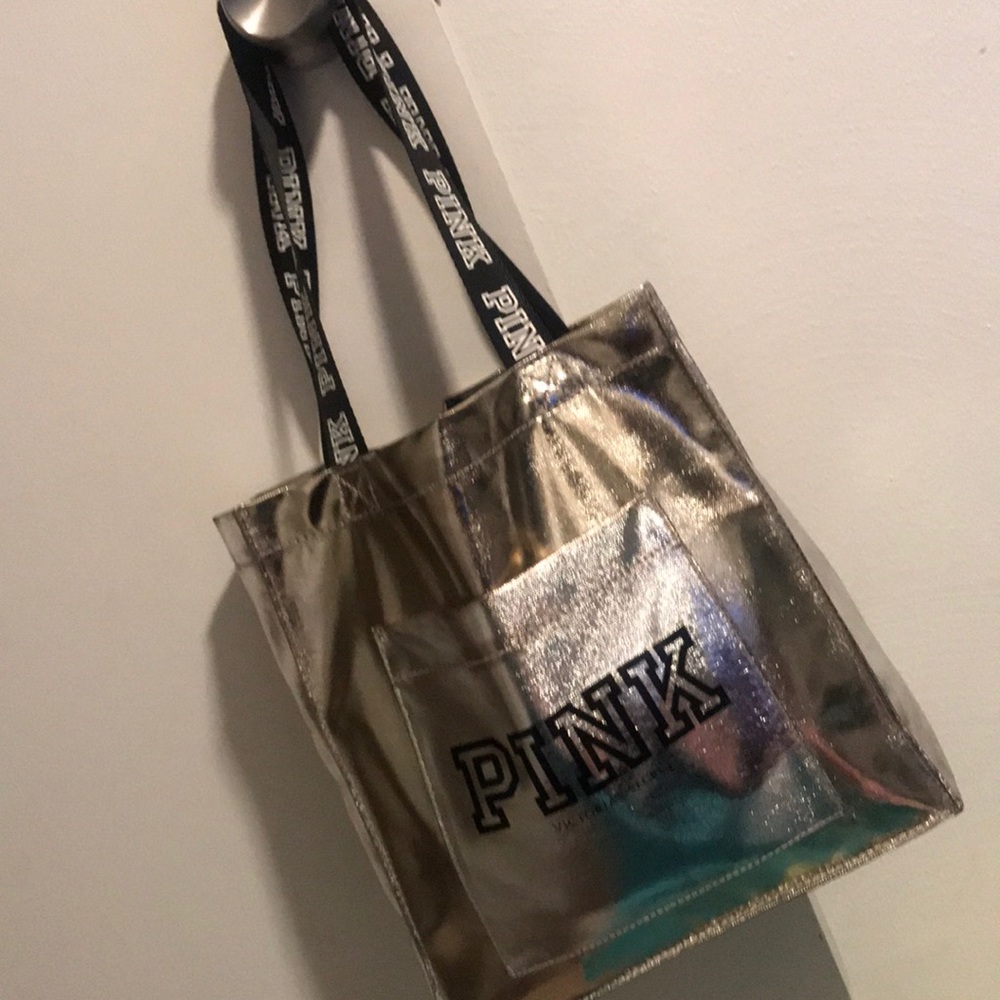 Pink travel bag!!